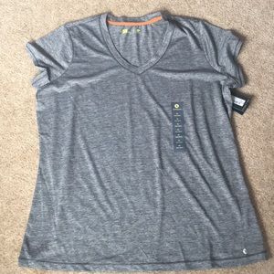 NWT xl xersion workout T-shirt